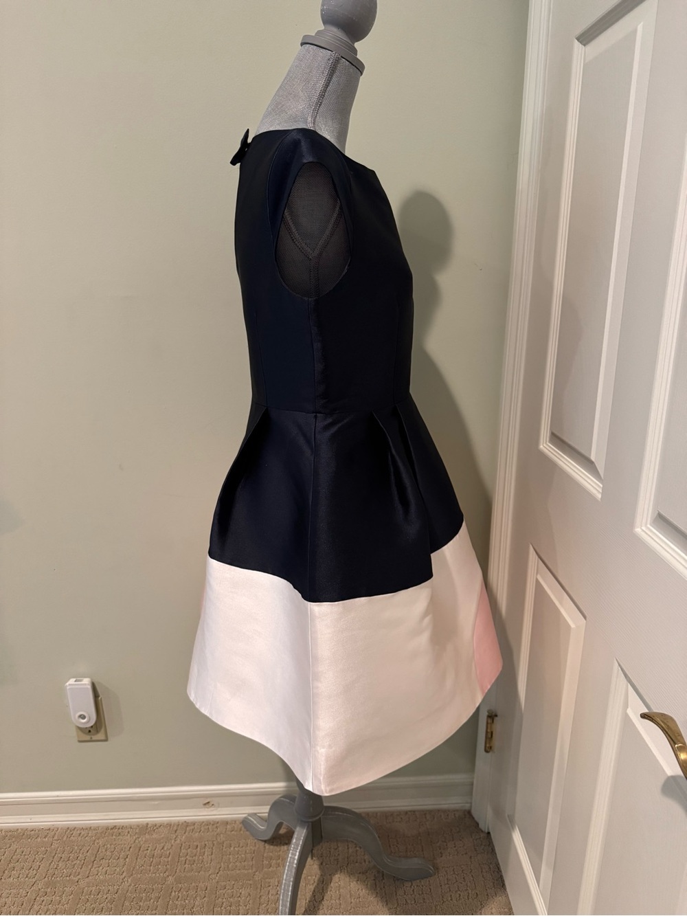 Kate Spade Navy, Cream and Pink Colorblock Fit-and-Flare Mini Dress - Picture 3 of 7